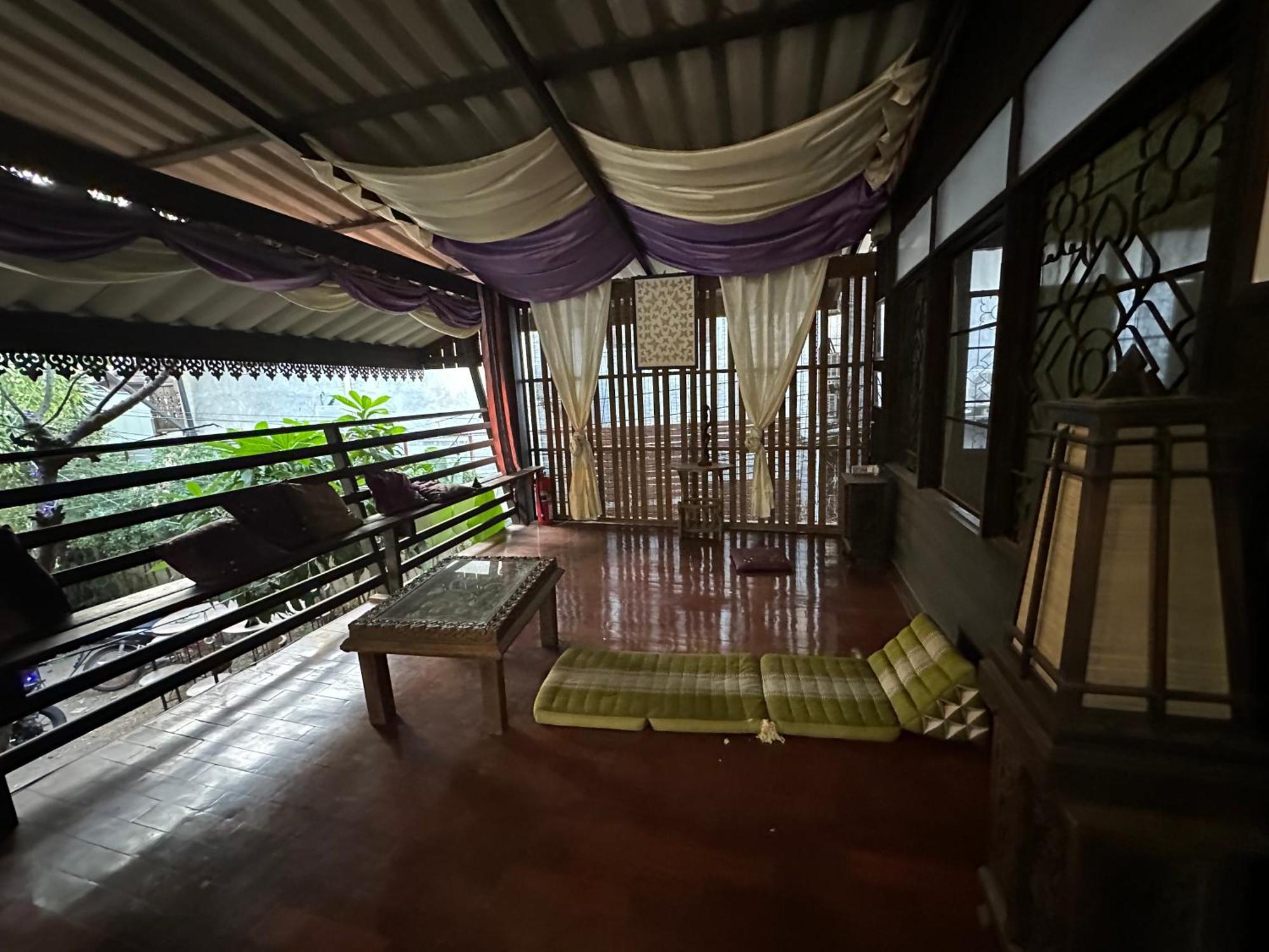 Nearthepark Boutique House Vandrerhjem Chiang Mai Eksteriør bilde