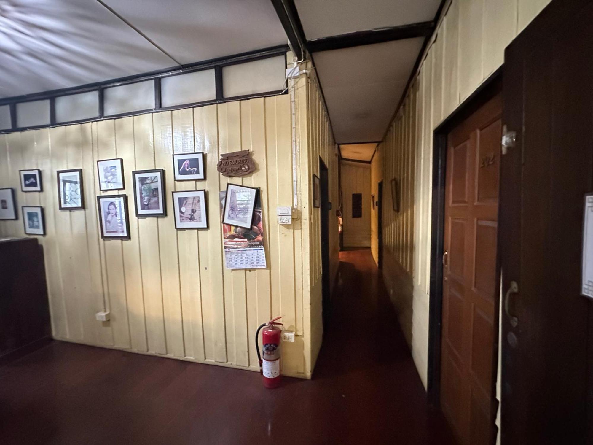 Nearthepark Boutique House Vandrerhjem Chiang Mai Eksteriør bilde