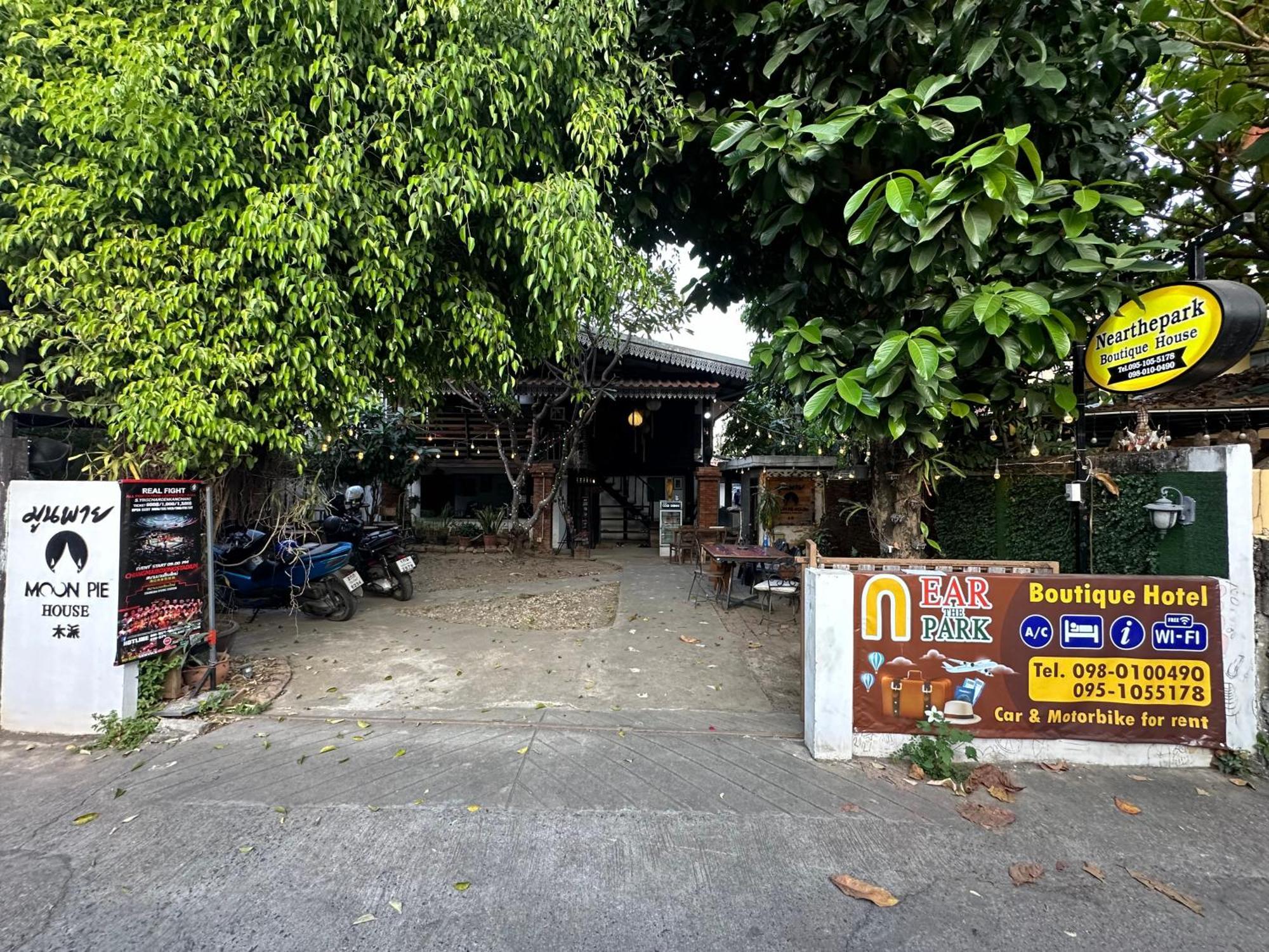 Nearthepark Boutique House Vandrerhjem Chiang Mai Eksteriør bilde